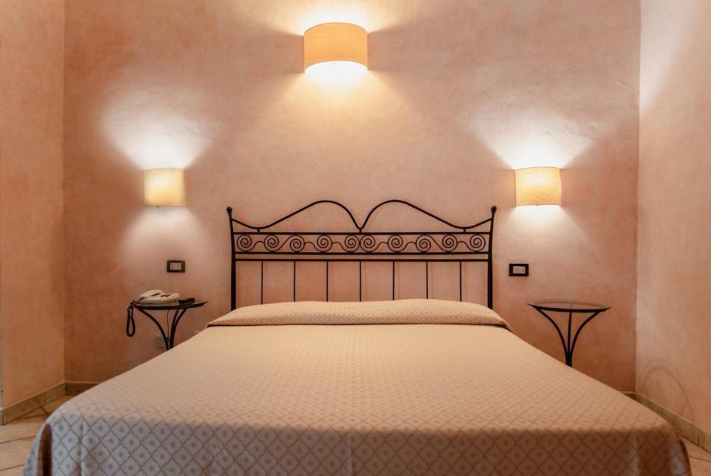 Hotel Rossi Manciano Εξωτερικό φωτογραφία