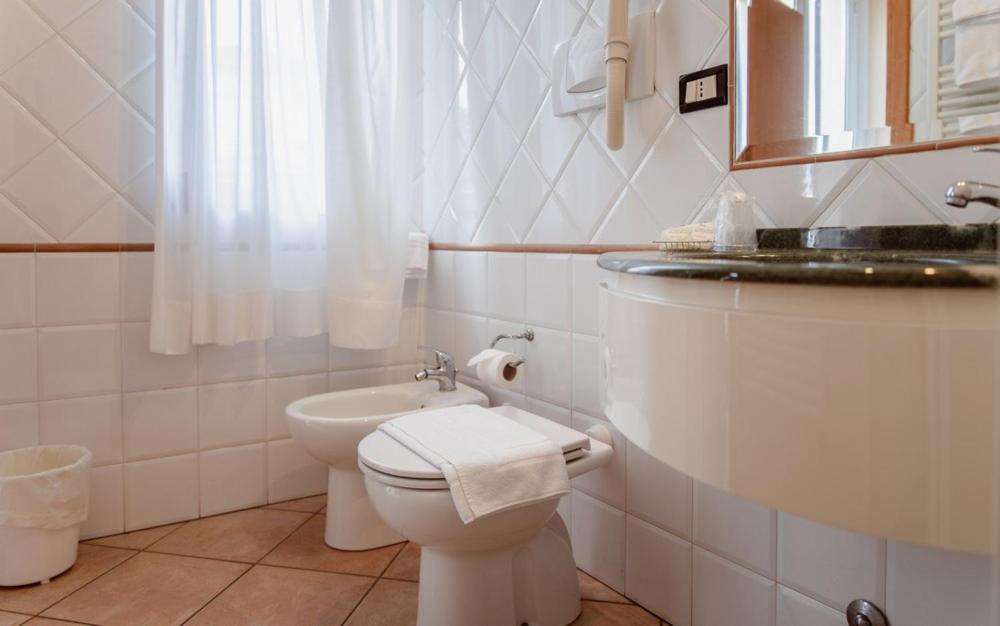 Hotel Rossi Manciano Εξωτερικό φωτογραφία