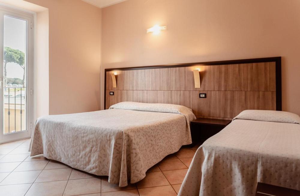 Hotel Rossi Manciano Εξωτερικό φωτογραφία