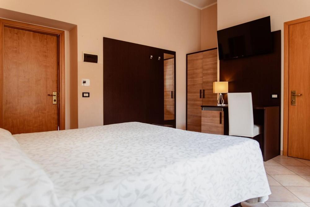 Hotel Rossi Manciano Εξωτερικό φωτογραφία