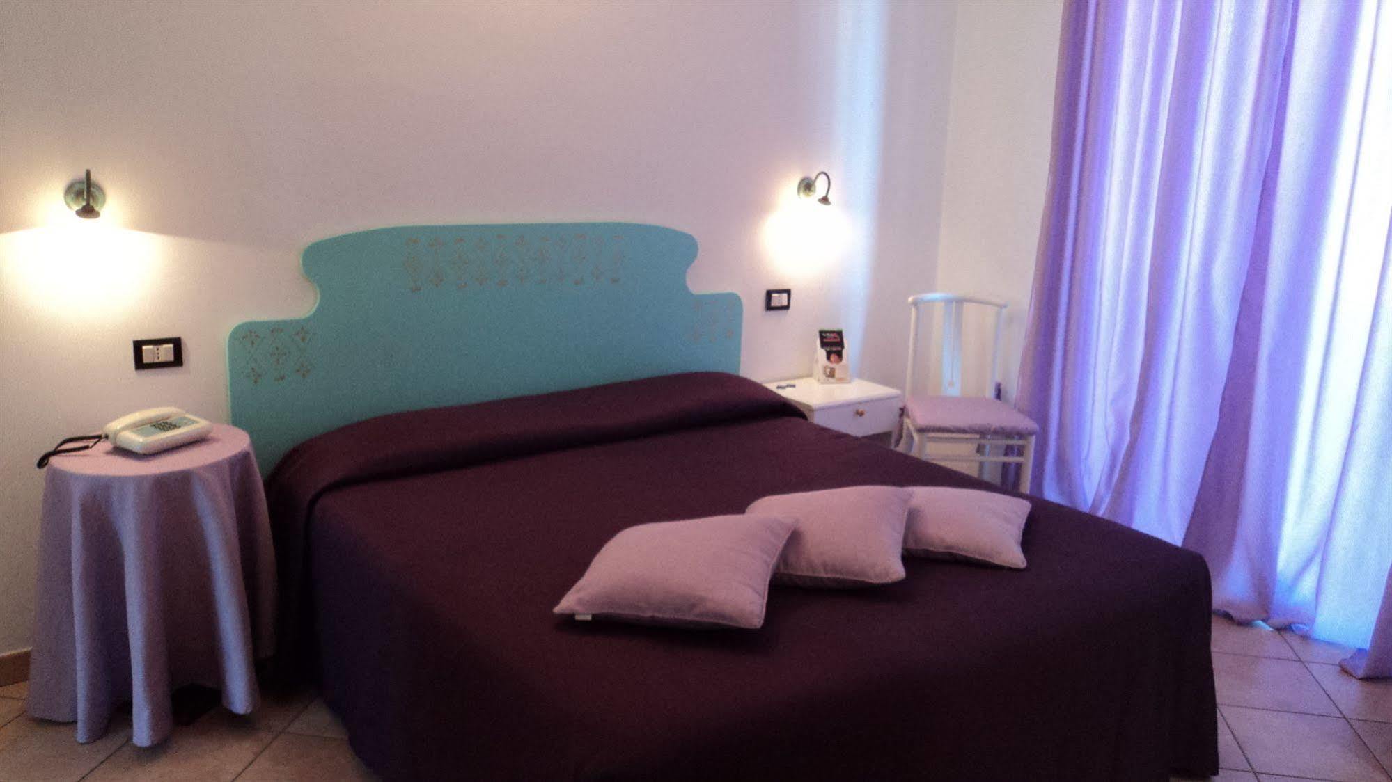 Hotel Rossi Manciano Εξωτερικό φωτογραφία